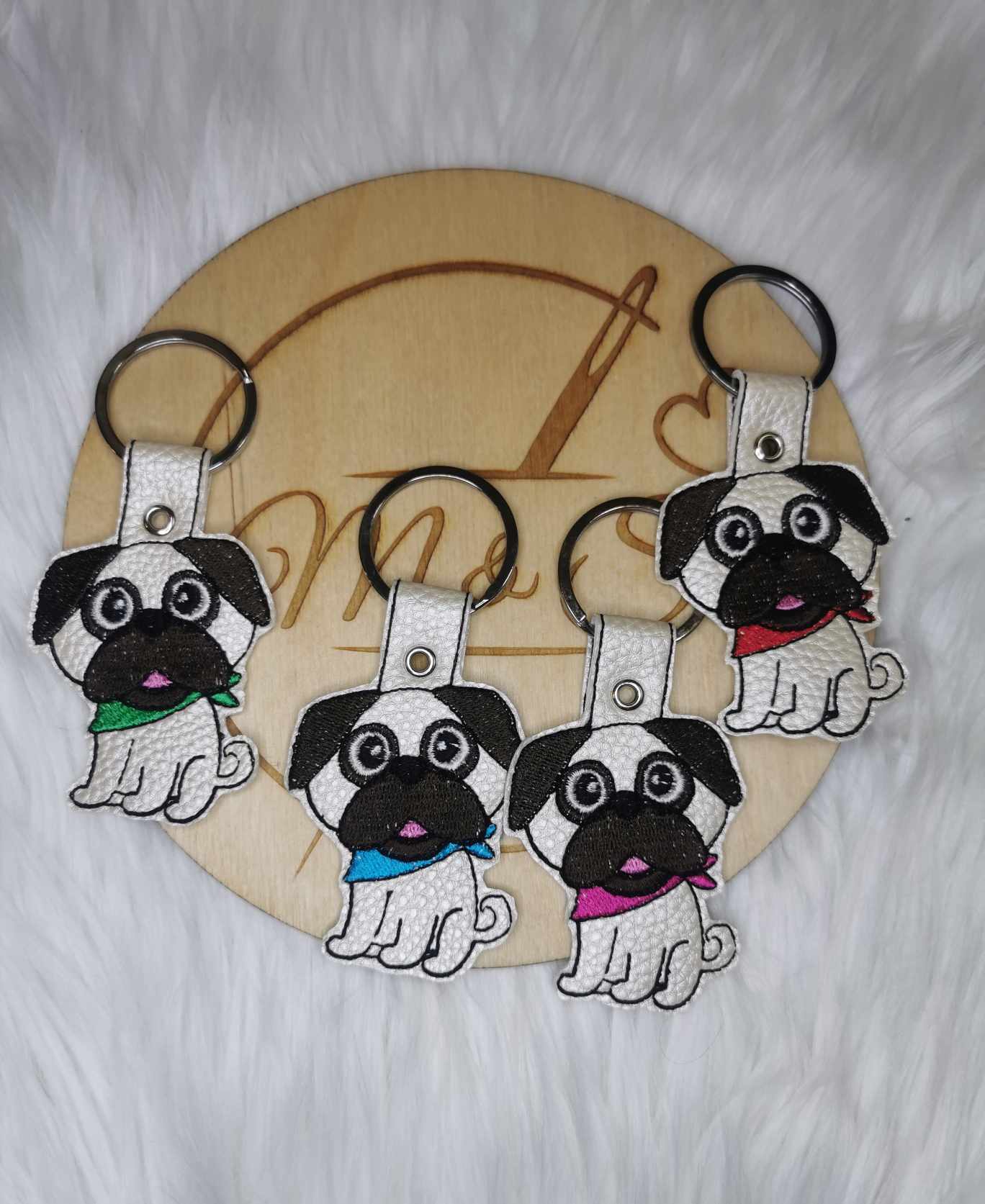 Klíčenky vyšívané