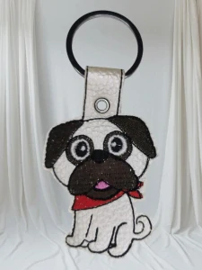 Klíčenka Mops červený šátek